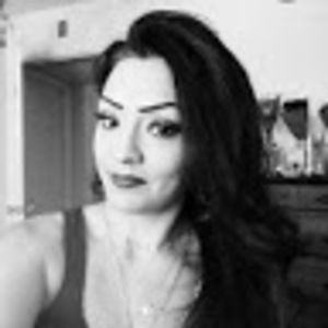 Meet your Posher, Raquel